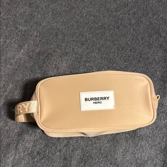 Burberry Tan Toiletry Bag with Minimalist Design - Picture 1 of 3